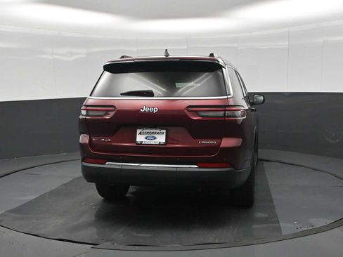Used 2022 Jeep Grand Cherokee L Laredo w/ Luxury Tech Group I AWD/4WD image 8