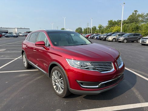 Used 2018 Lincoln MKX Reserve w/ Driver Assistance Package AWD/4WD image 9