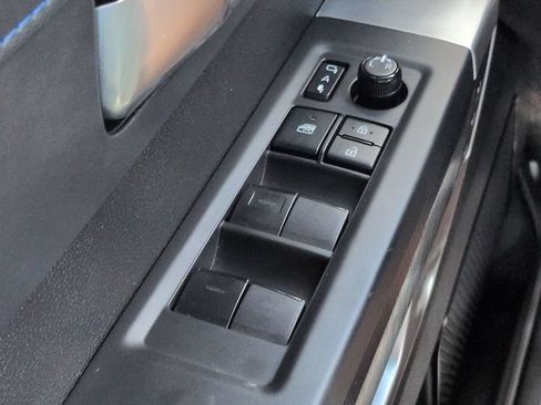 Used 2022 Toyota Tundra Platinum AWD/4WD image 24