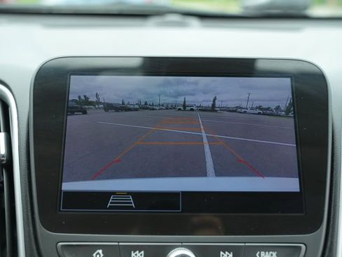 Used 2023 Chevrolet Malibu LT FWD image 27