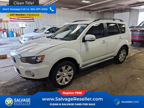 Used 2012 Mitsubishi Outlander SE FWD image 1