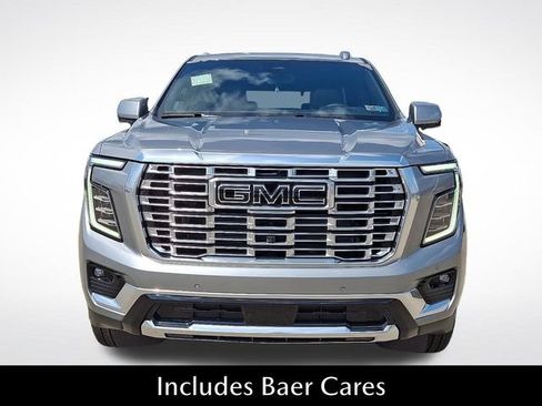 New 2026 GMC Yukon Denali w/ Denali Reserve Package AWD/4WD image 2