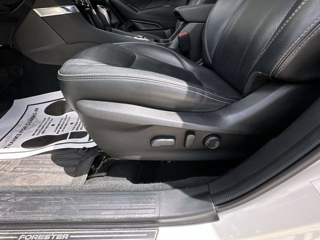Used 2020 Subaru Forester Touring AWD/4WD image 20