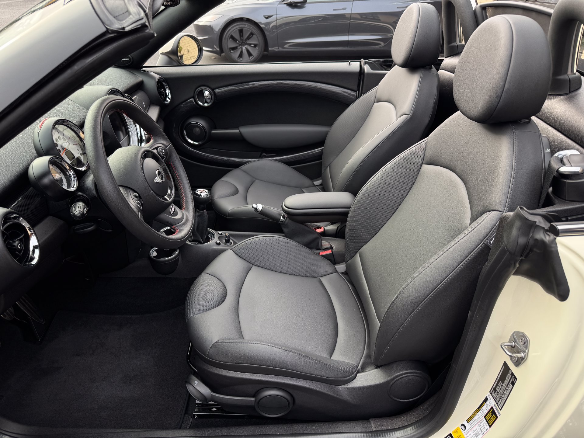 Used 2013 MINI Cooper Roadster S FWD image 24