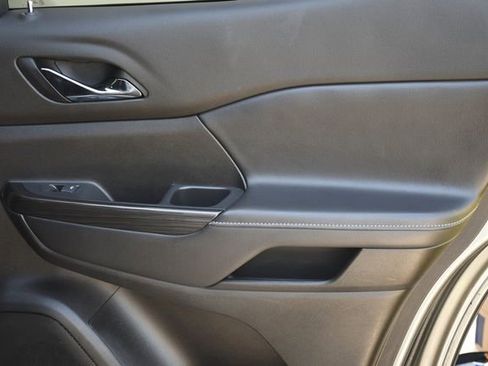 Used 2021 GMC Acadia SLT w/ Elevation Edition image 29