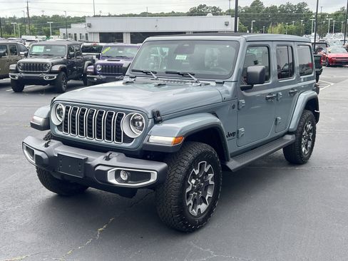 New 2026 Jeep Wrangler Unlimited Sahara AWD/4WD image 3
