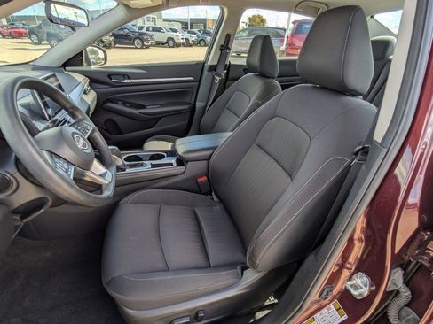 Used 2023 Nissan Altima 2.5 SV image 15