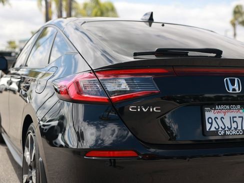Used 2025 Honda Civic Sport Touring image 13