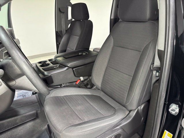 Used 2021 GMC Sierra 1500 4x4 Crew Cab w/ Sierra Value Package image 13