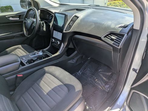 Certified 2024 Ford Edge SE w/ Black Appearance Package AWD/4WD image 14