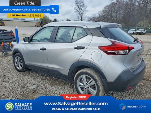 Used 2019 Nissan Kicks S FWD image 3