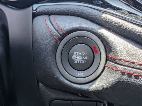 Used 2025 Dodge Durango GT AWD/4WD image 24
