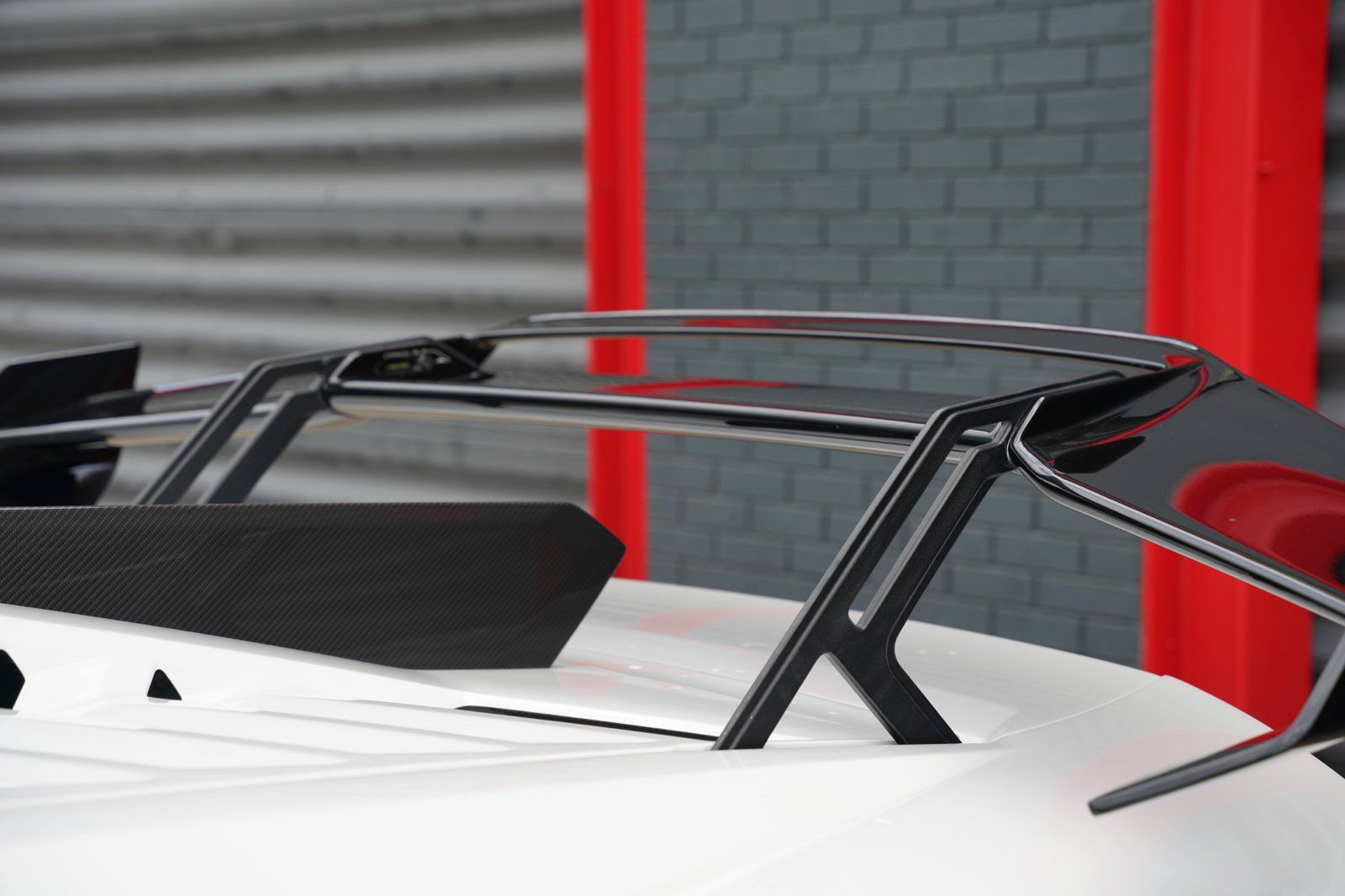 Used 2023 Lamborghini Huracan STO RWD image 15