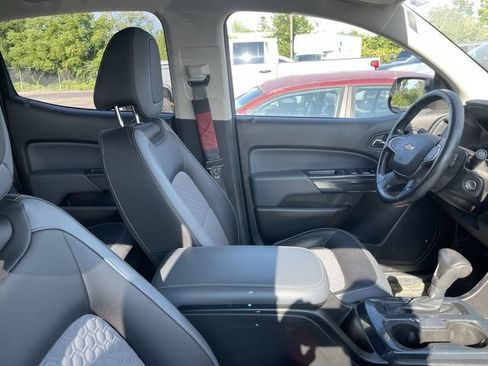 Used 2017 Chevrolet Colorado Z71 RWD image 4