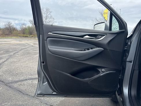 Used 2020 Buick Enclave Preferred w/ LPO, Floor Liner Package image 9