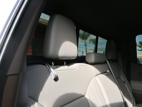 Used 2019 GMC Sierra 1500 SLT w/ SLT Premium Plus Package image 47