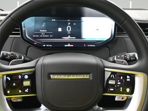 New 2025 Land Rover Range Rover SV AWD/4WD image 19