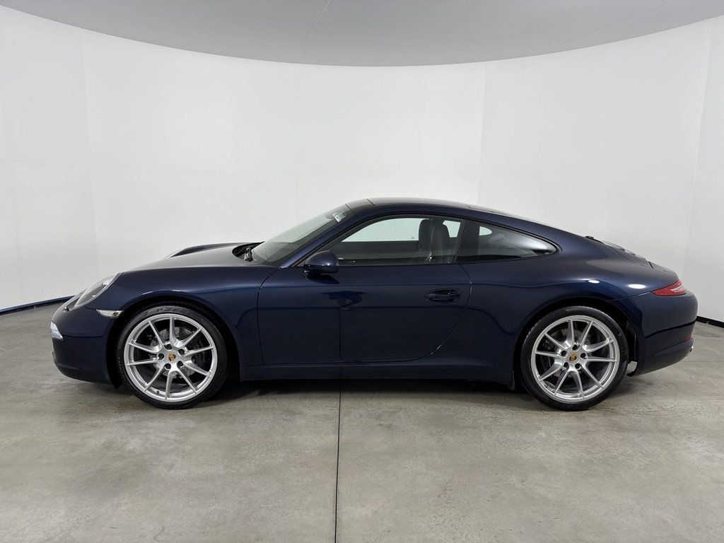 Certified 2016 Porsche 911 Carrera image 2