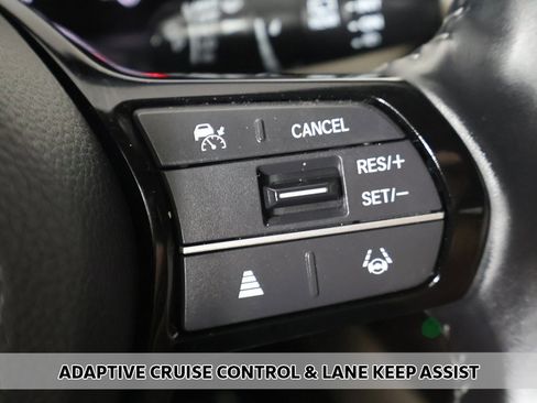 Used 2025 Honda HR-V EX-L image 4