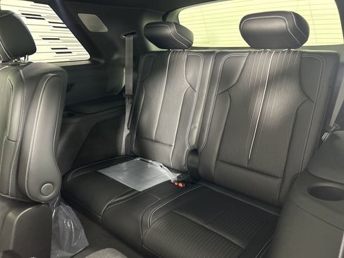 New 2026 Cadillac Vistiq Sport image 14