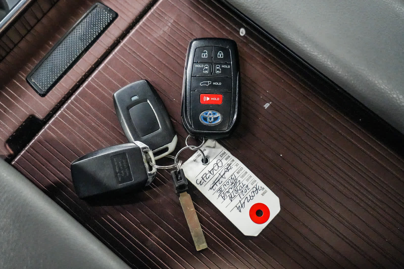 Used 2021 Toyota Sienna XLE AWD/4WD image 22