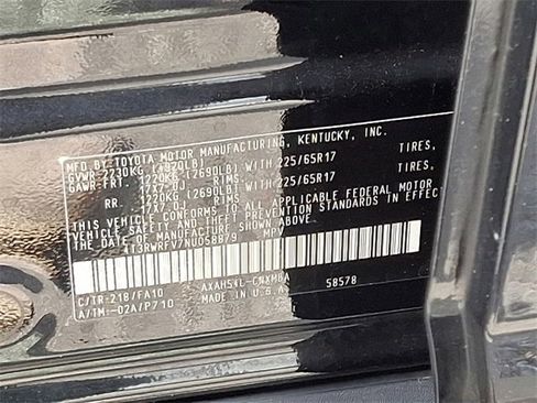 Used 2022 Toyota RAV4 XLE image 28