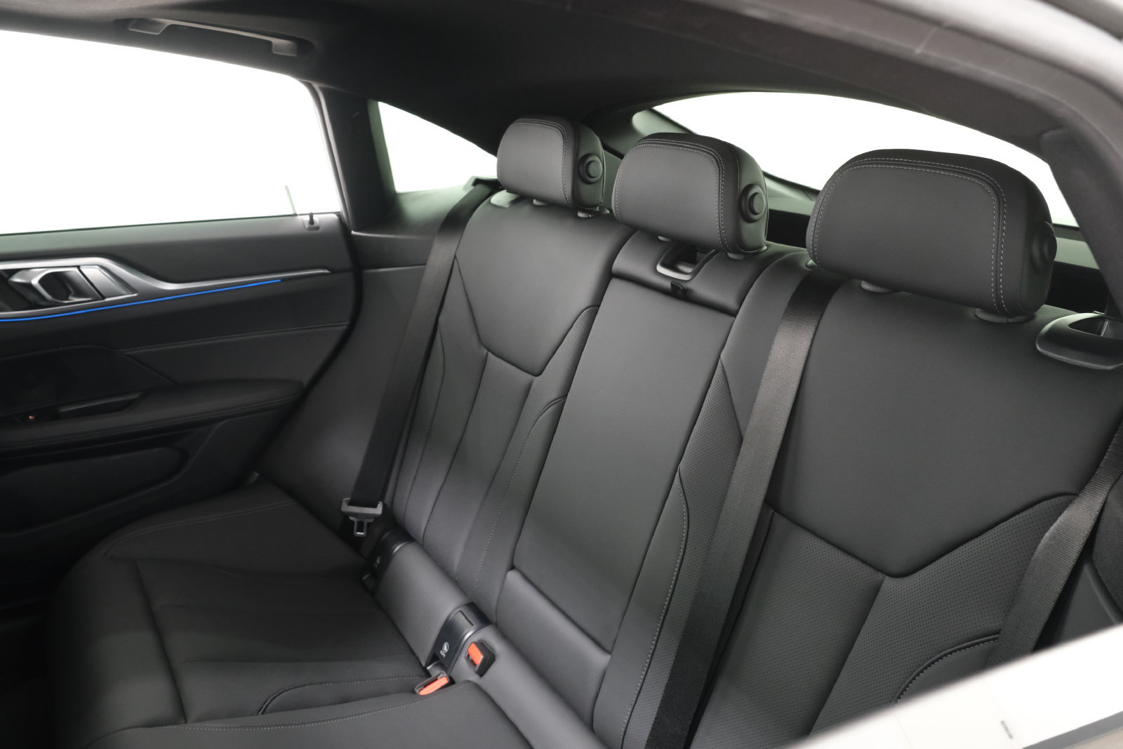 Used 2024 BMW i4 eDrive35 w/ Premium Package RWD image 33