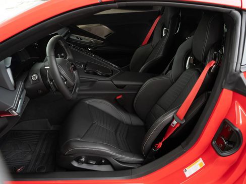 Used 2025 Chevrolet Corvette Z06 w/ Z07 Performance Package RWD image 66