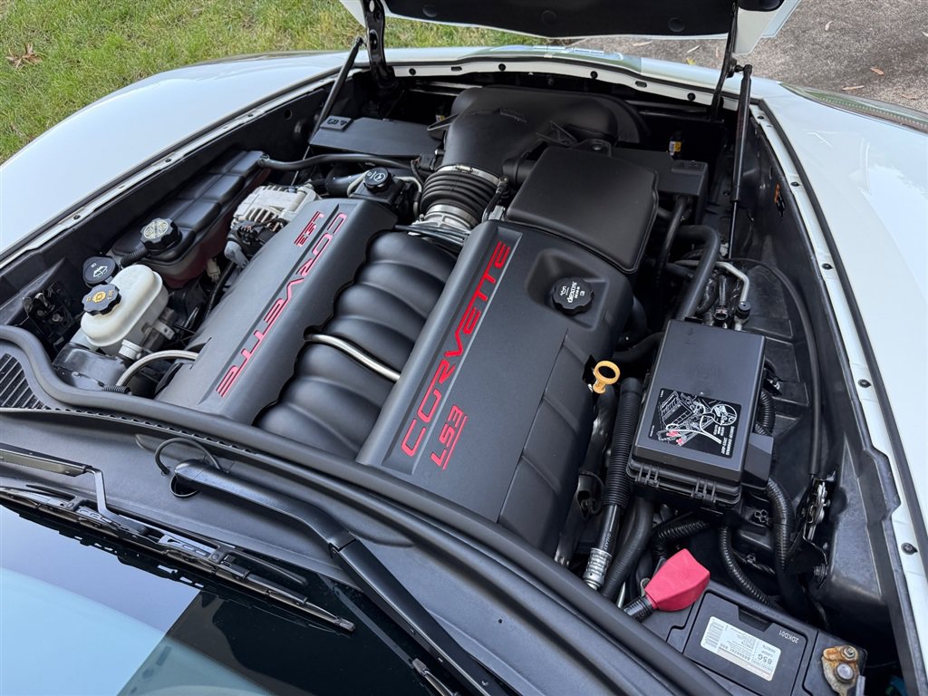 Used 2013 Chevrolet Corvette Grand Sport w/ 4LT Preferred Equipment Group RWD image 62