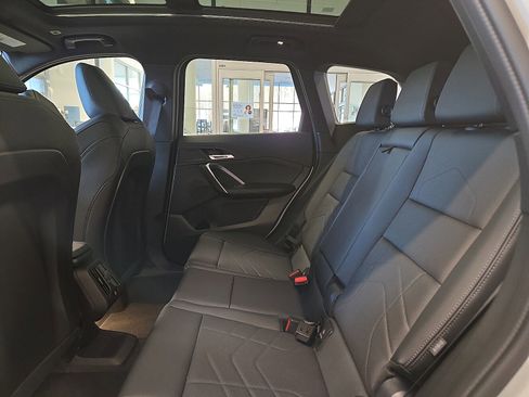 Used 2026 BMW X1 xDrive28i image 11