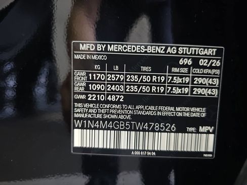 New 2026 Mercedes-Benz GLB 250 image 38