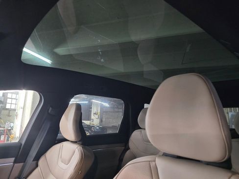 New 2025 Volvo EX90 Ultra image 23
