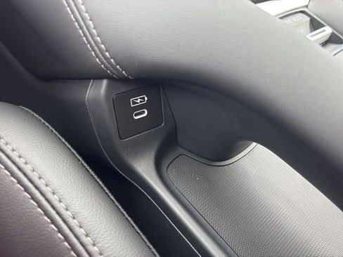 New 2027 Honda HR-V EX-L image 23