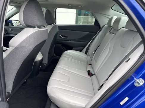 Used 2024 Hyundai Elantra Limited FWD image 24