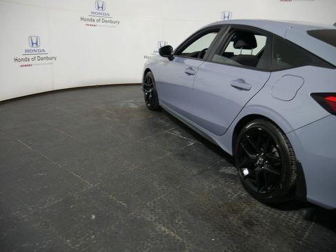 Used 2023 Honda Civic Sport image 12