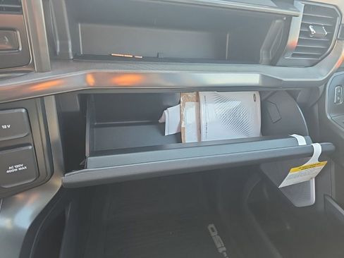 New 2025 Ford F150 Lariat w/ Equipment Group 502A High image 32