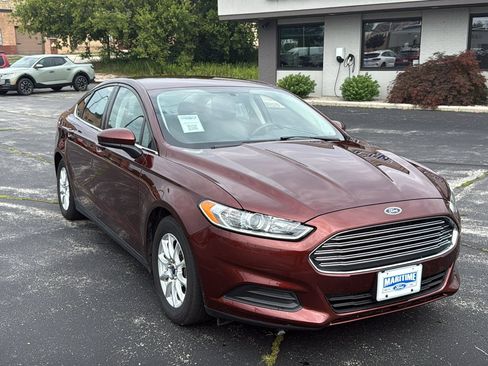 Used 2015 Ford Fusion S FWD image 2