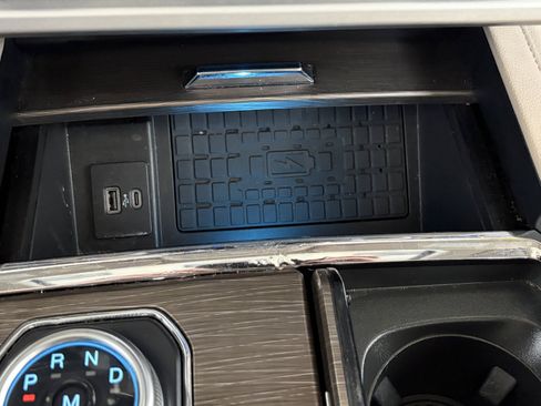 Used 2024 Ford Expedition Max Limited AWD/4WD image 15
