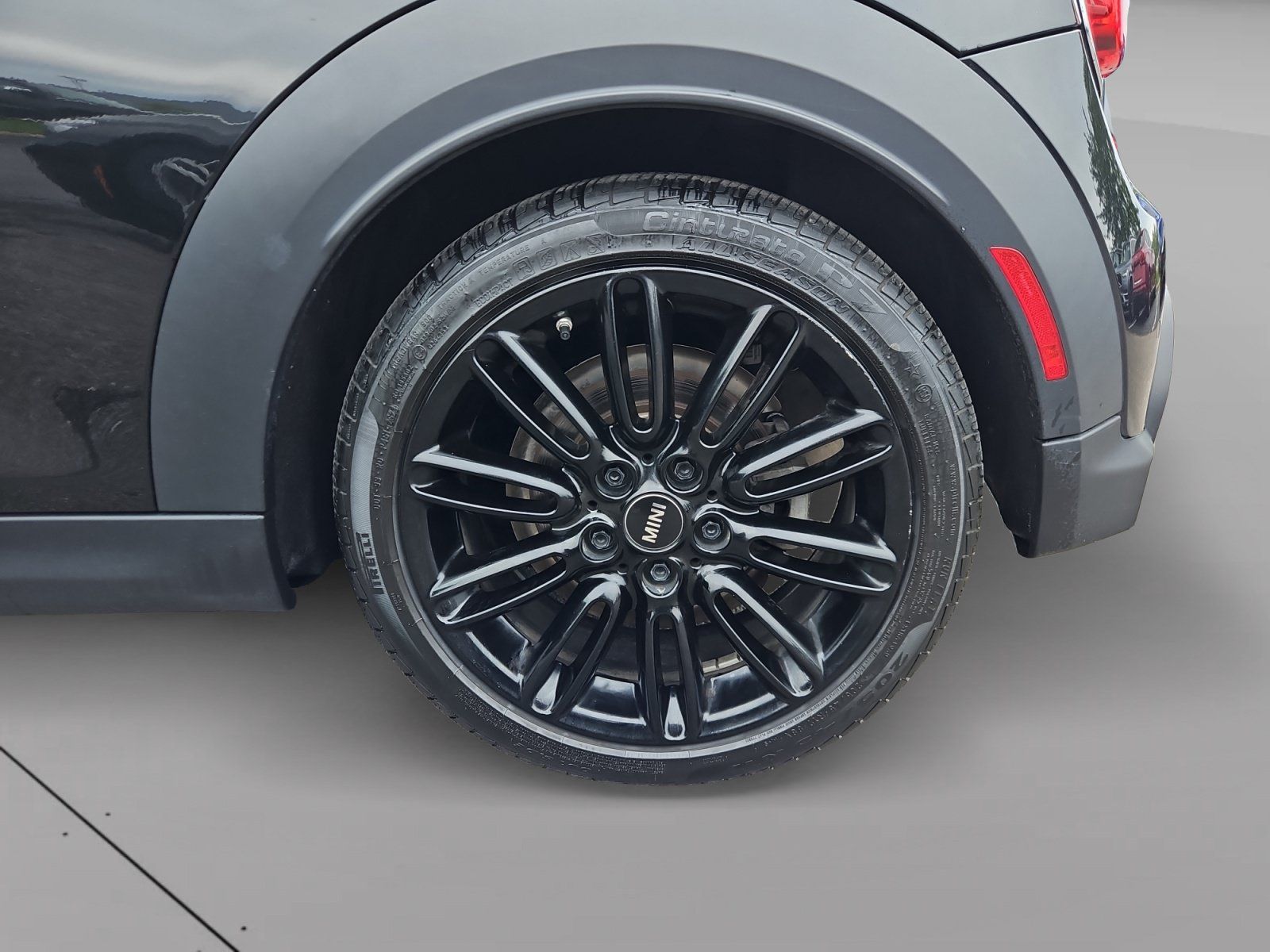 Used 2024 MINI Cooper S FWD image 14