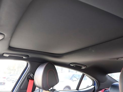 Used 2023 Genesis G70 2.0T w/ Sport Prestige Package image 22