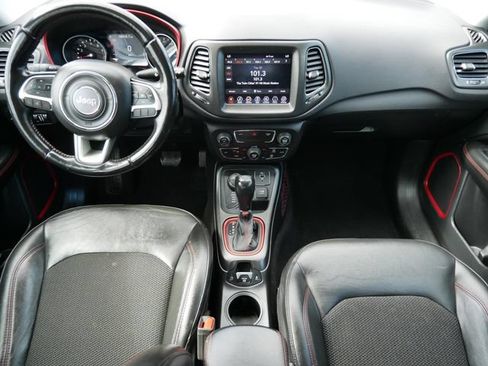 Used 2020 Jeep Compass Trailhawk w/ Cold Weather Group AWD/4WD image 10