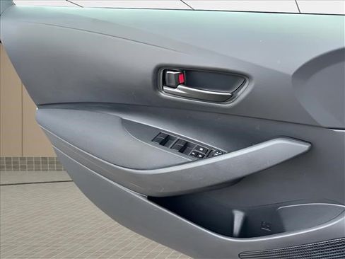 Used 2024 Toyota Corolla LE FWD image 22
