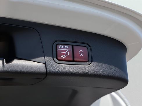 New 2026 Mercedes-Benz GLA 250 4MATIC image 19