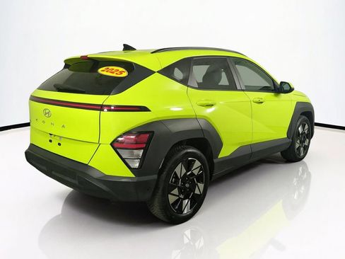 Used 2025 Hyundai Kona SEL FWD image 5