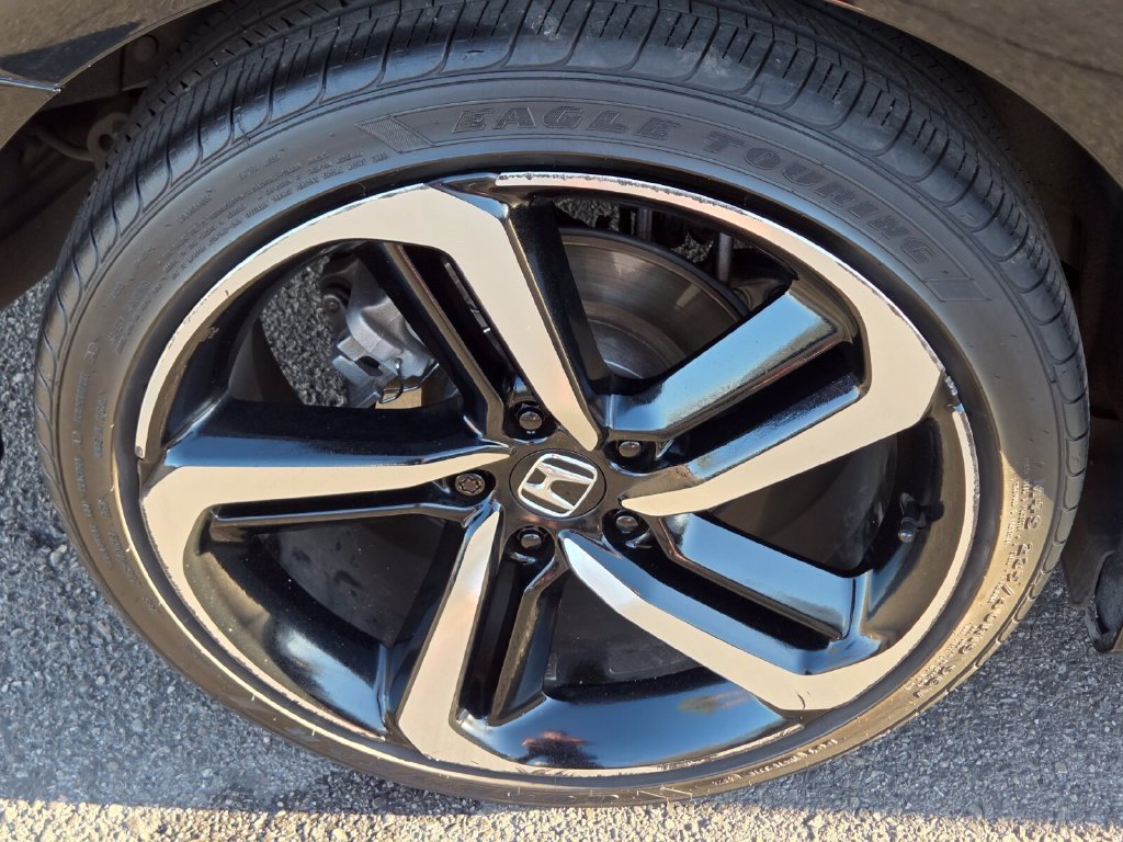 Used 2018 Honda Accord Sport image 10