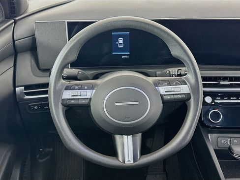 Used 2025 Hyundai Santa Cruz SEL FWD image 18