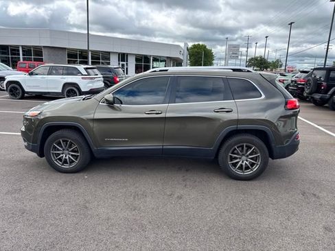Used 2014 Jeep Cherokee Limited w/ Luxury Group FWD image 2