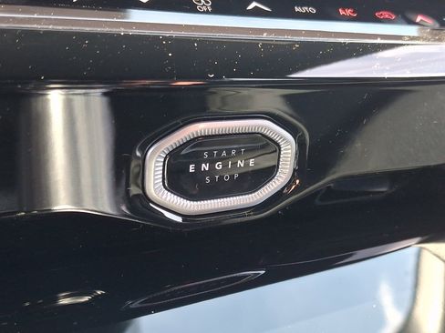 New 2026 Jeep Grand Cherokee Altitude AWD/4WD image 19