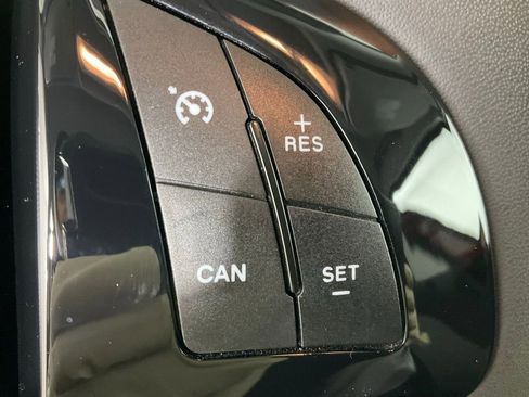 Used 2022 RAM ProMaster City Base w/ Lights & Wheels Group image 18