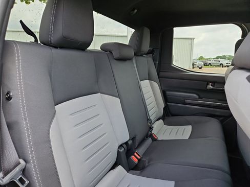 Used 2025 Toyota Tacoma TRD Off-Road image 19